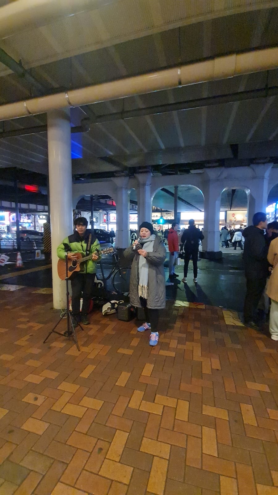 Street worship and evangelism in Japan